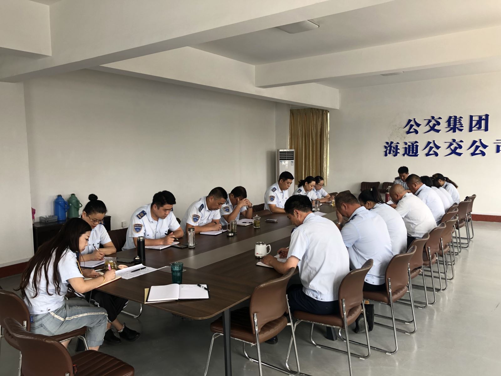 公交集團公交事業(yè)一部召開中秋國慶節(jié)前黨風(fēng)廉政建設(shè)工作會議